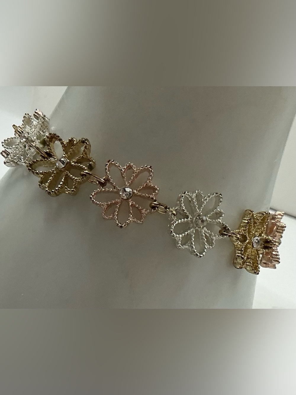 LAUREN CONRAD MULTI TONE RHINESTONE FLORAL LINK BRACELET